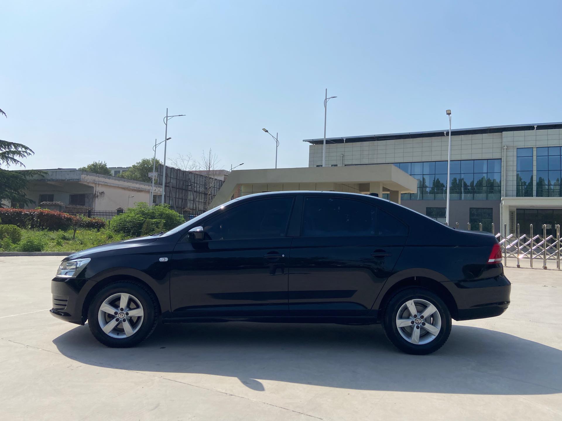 Volkswagen Santana 2016 صورة سيارة #4