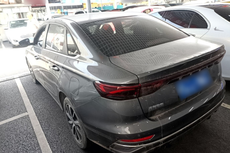 GEELY Emgrand 2022 car image #5
