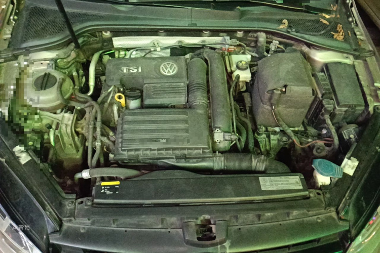 Volkswagen Golf 2017 car image #22
