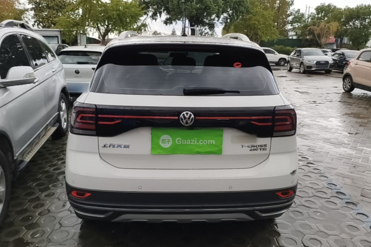 Volkswagen T-Cross 2020 #6 Volkswagen T-Cross 2020 صورة سيارة #6