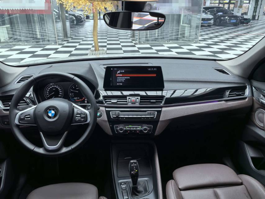 BMW X1 2022 car image #7