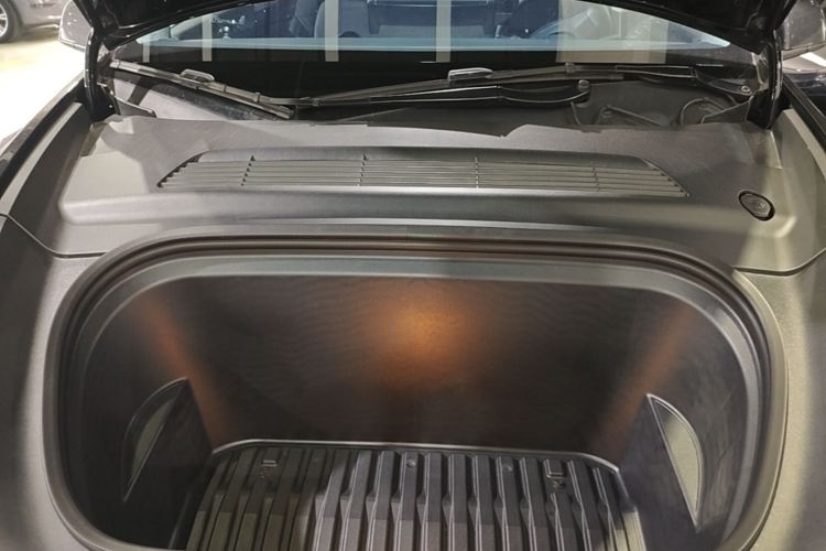 Tesla Model Y 2022 #20 Tesla Model Y 2022 car image #20