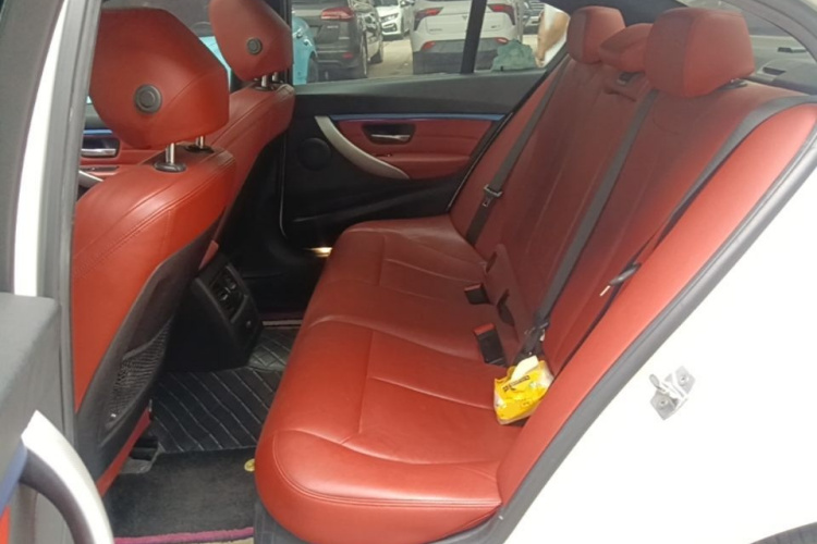 BMW 3 Series 2019 #13 BMW 3 Series 2019 car image #13