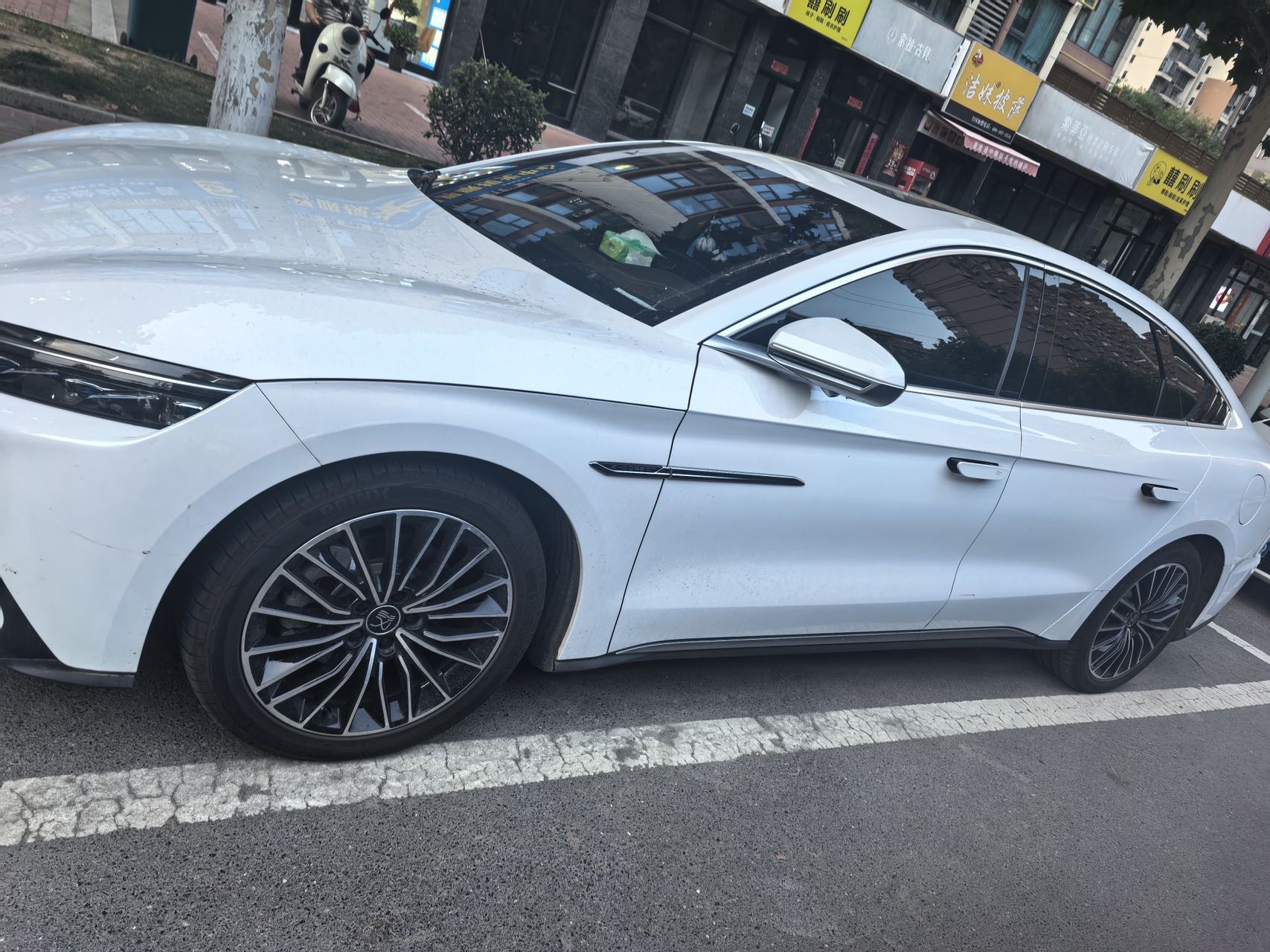 BYD Han 2022 car image 