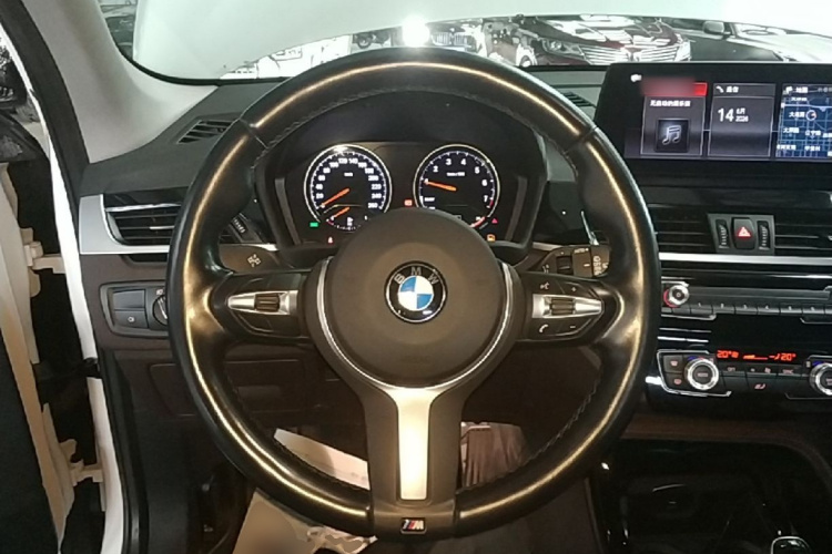 BMW X1 2020 car image #15