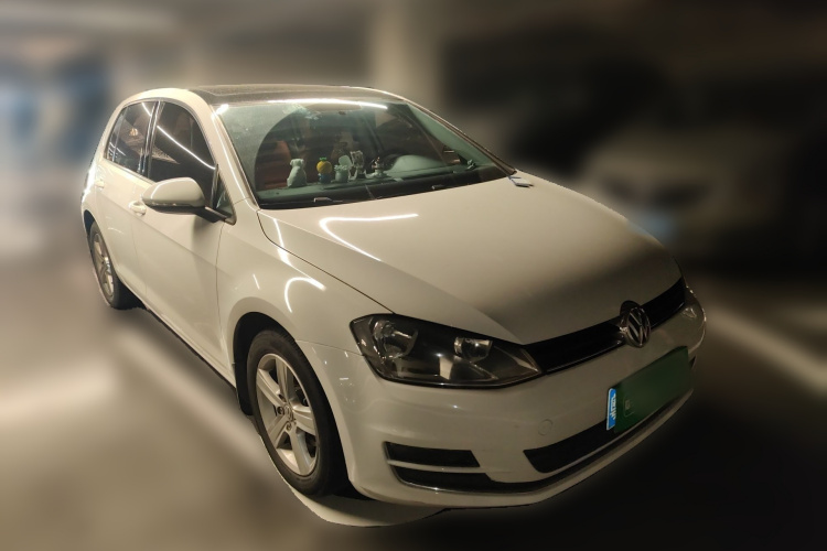 Volkswagen Golf 2014 car image #4