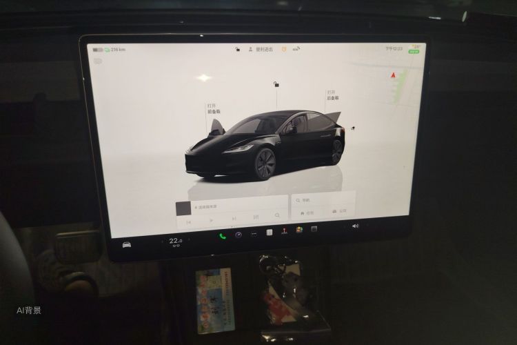 Tesla Model 3 2025 immagine di auto #15