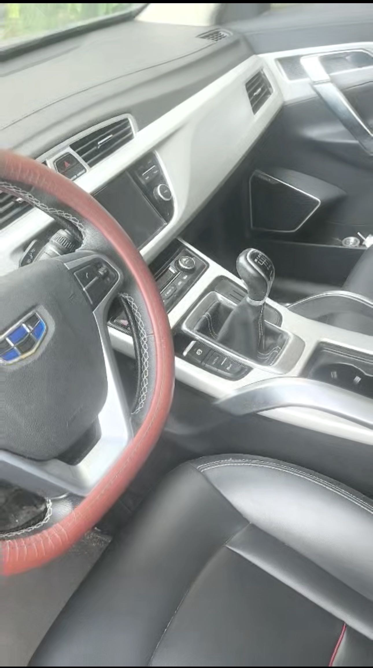 GEELY Boyue 2019 #2 GEELY Boyue 2019 car image #2