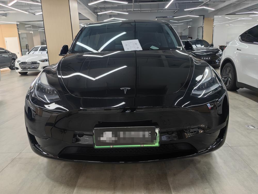 Tesla Model Y 2025 #2 Tesla Model Y 2025 изображение автомобиля #2