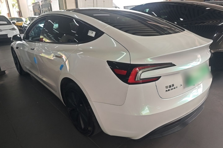 Tesla Model 3 2024 #7 Tesla Model 3 2024 car image #7
