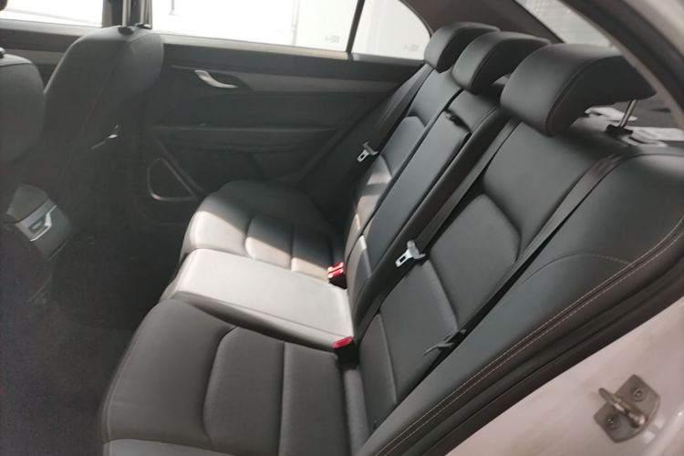 GEELY Emgrand 2021 #17 GEELY Emgrand 2021 car image #17