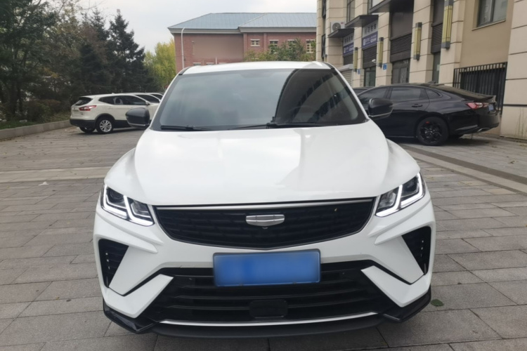 GEELY Coolray 2025 #3 GEELY Coolray 2025 car image #3