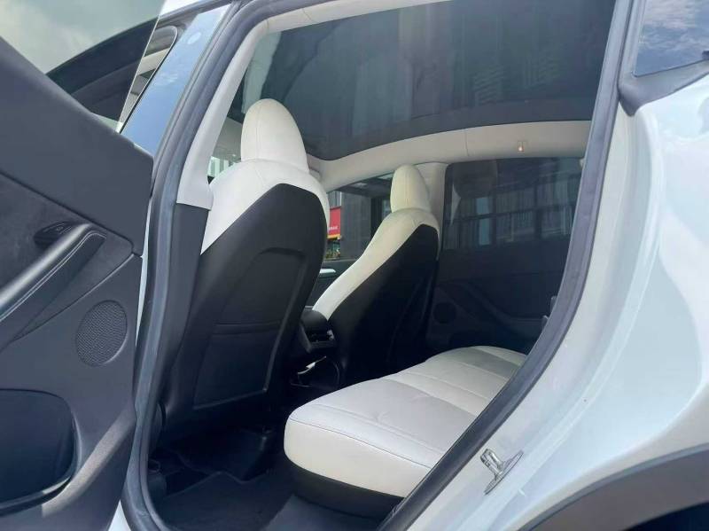 Tesla Model Y 2023 #7 Tesla Model Y 2023 car image #7