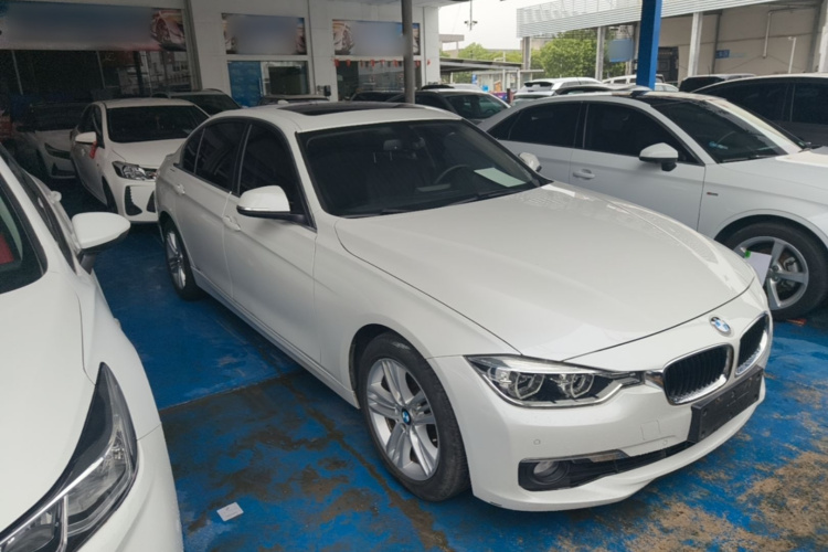 BMW 3 Series 2017 car image #4