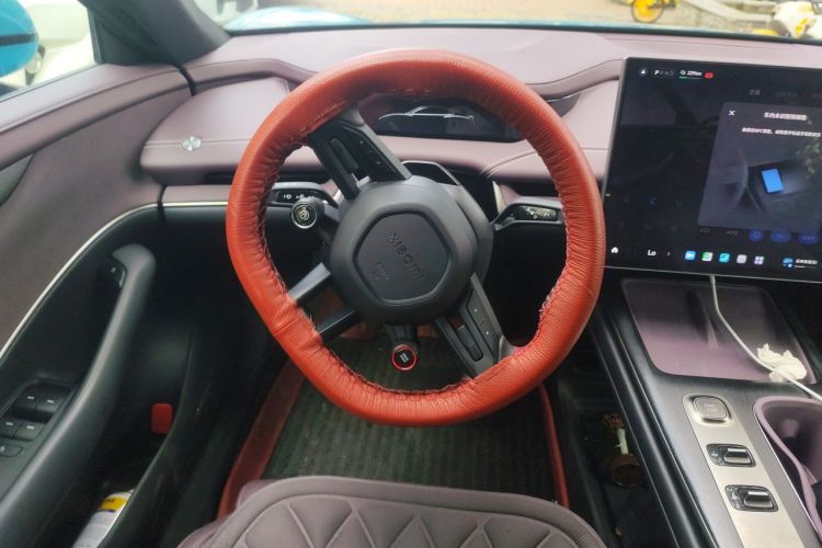 MI SU7 2025 immagine di auto #15