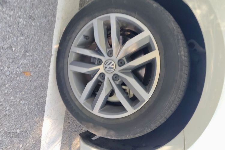 Volkswagen Golf 2016 car image #9