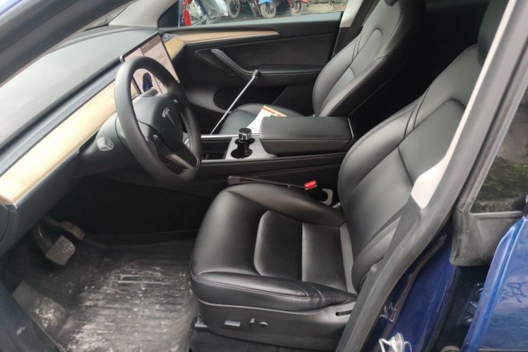 Tesla Model Y 2021 #19 Tesla Model Y 2021 car image #19