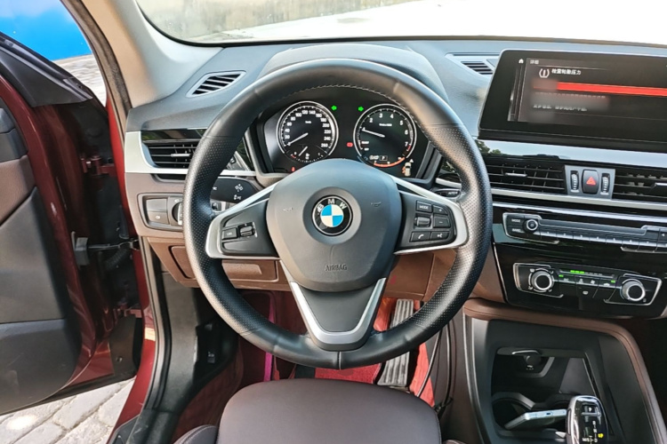 BMW X1 2021 car image #11