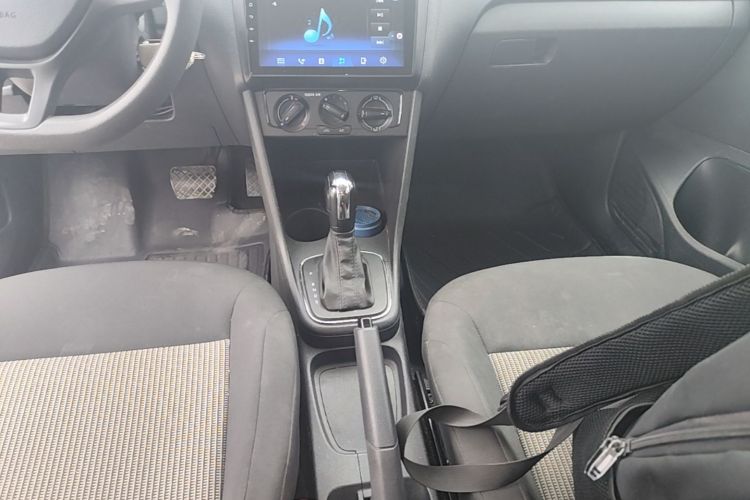Volkswagen Polo 2019 #14 Volkswagen Polo 2019 car image #14