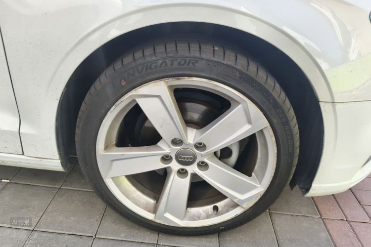 Audi A3 2019 car image #9