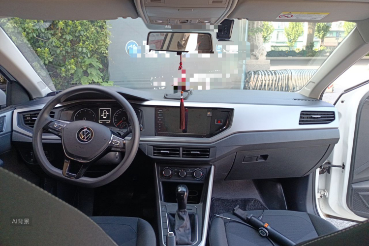 Volkswagen Polo 2021 car image #11