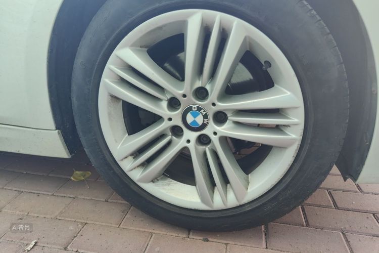 BMW 3 Series 2017 car image #9