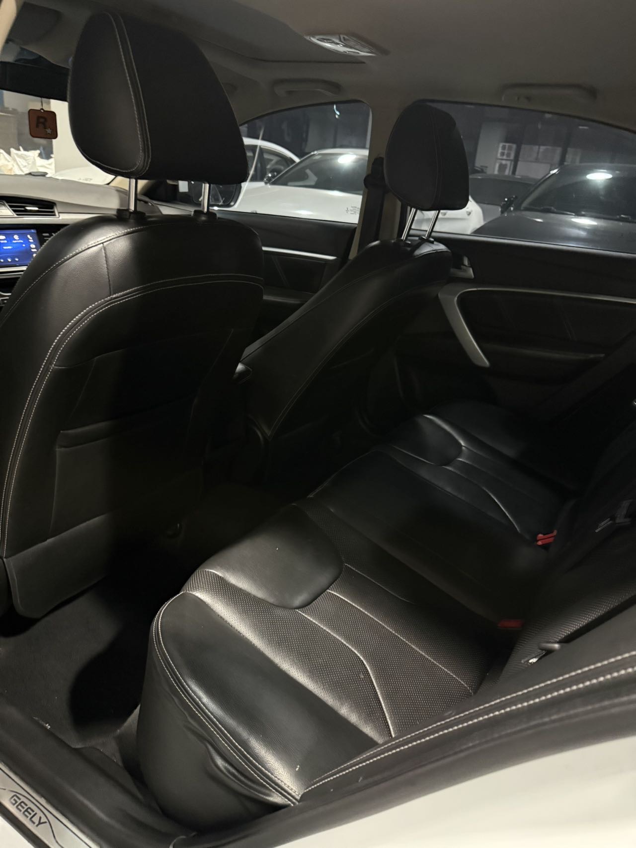 GEELY Emgrand 2016 #4 GEELY Emgrand 2016 car image #4
