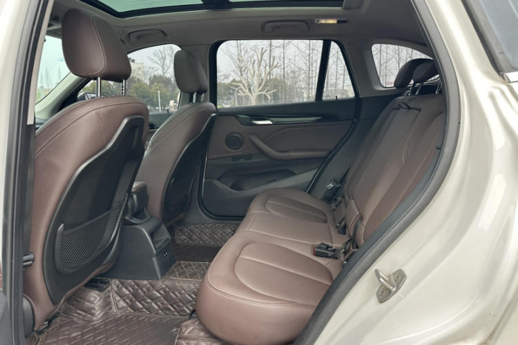 BMW X1 2020 #13 BMW X1 2020 car image #13