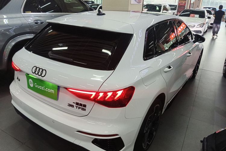 Audi A3 2024 car image #5
