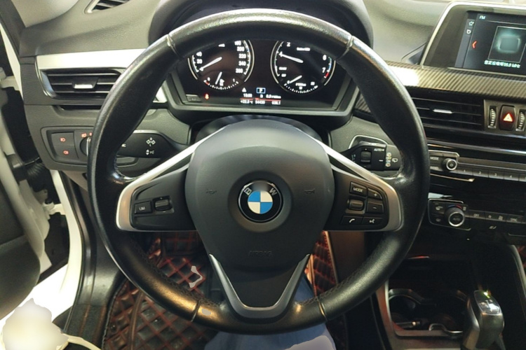 BMW X1 2019 изображение автомобиля #11