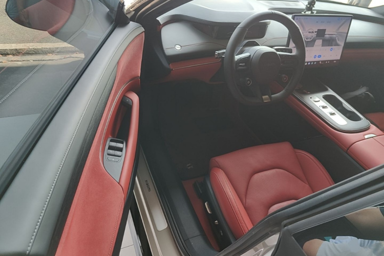 MI SU7 2024 car image #16