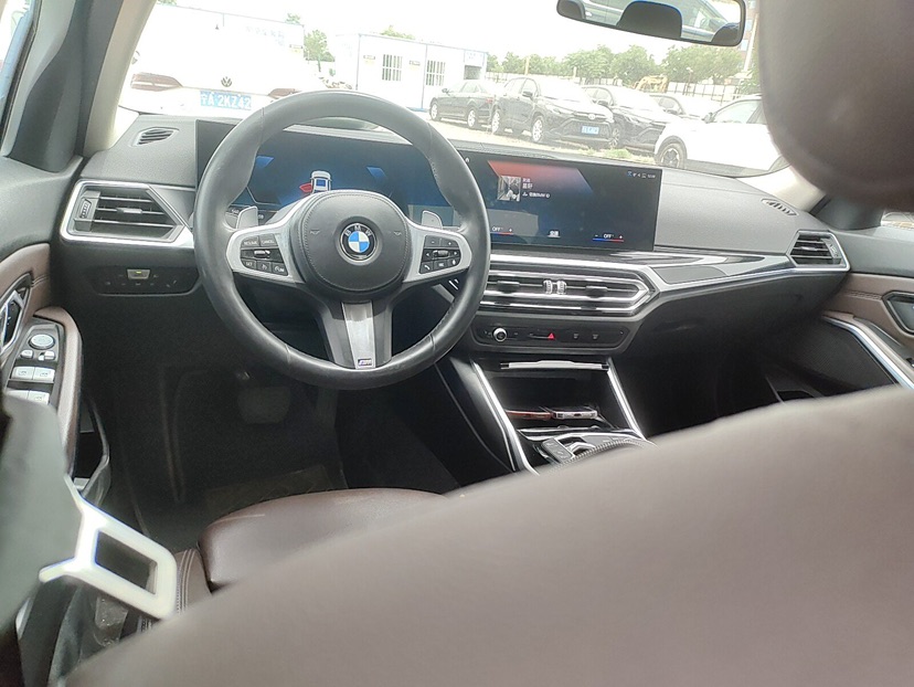 BMW 3 Series 2023 #4 BMW 3 Series 2023 car image #4