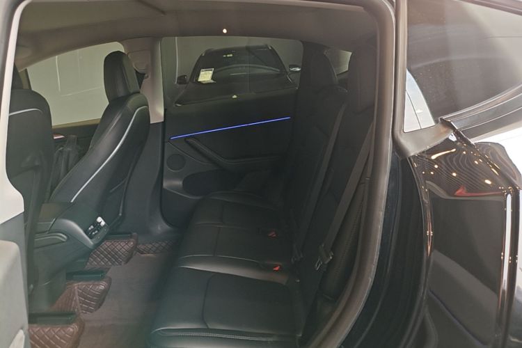 Tesla Model Y 2022 #13 Tesla Model Y 2022 car image #13
