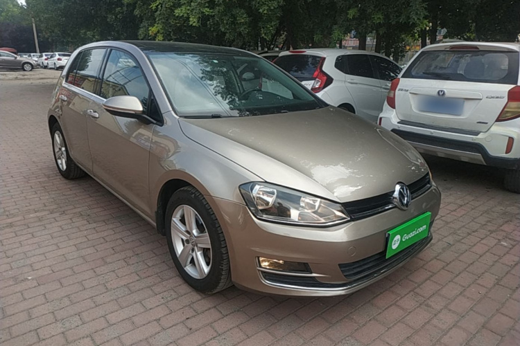 Volkswagen Golf 2016 car image #4