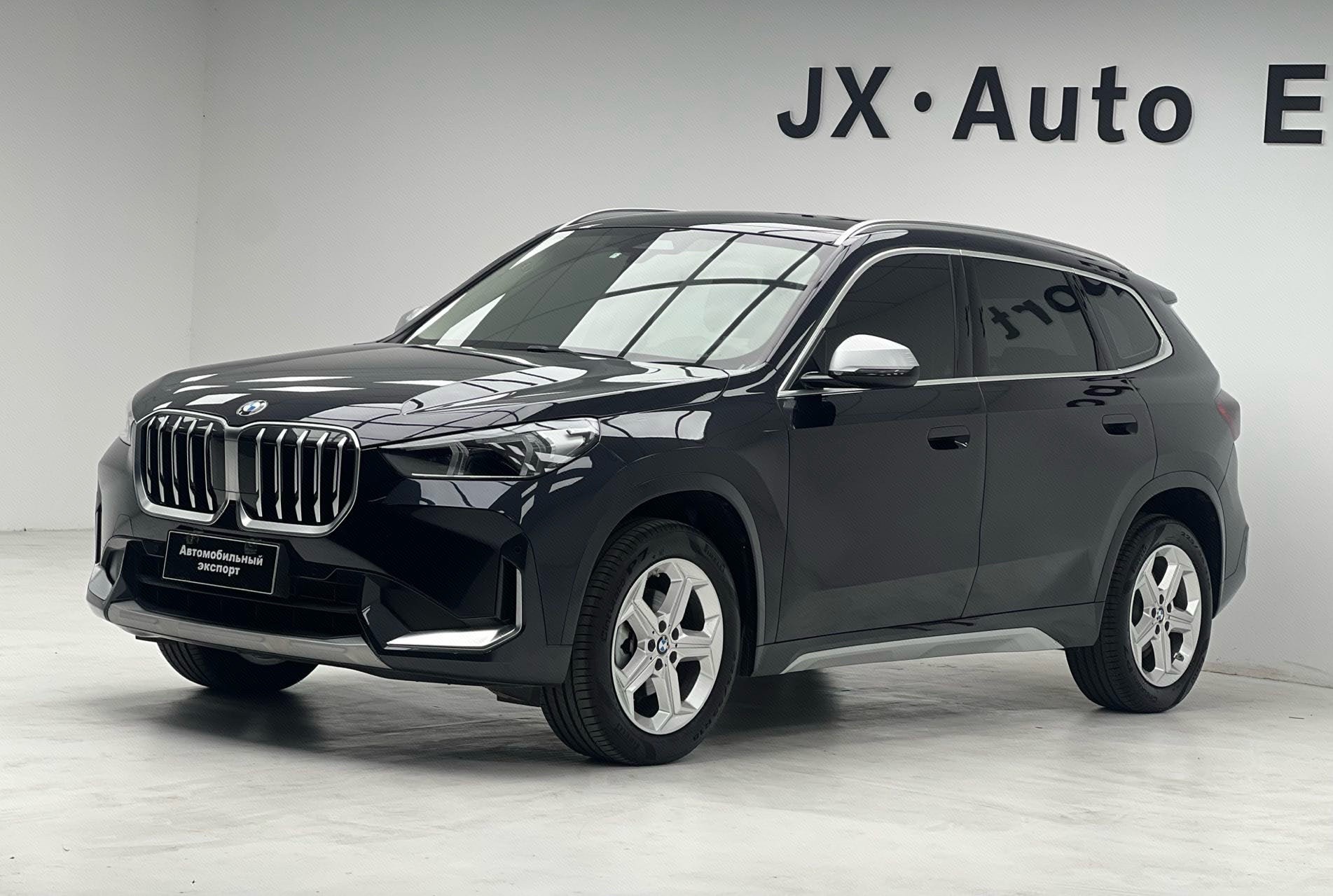 BMW X1 2023 BMW X1 2023 car image