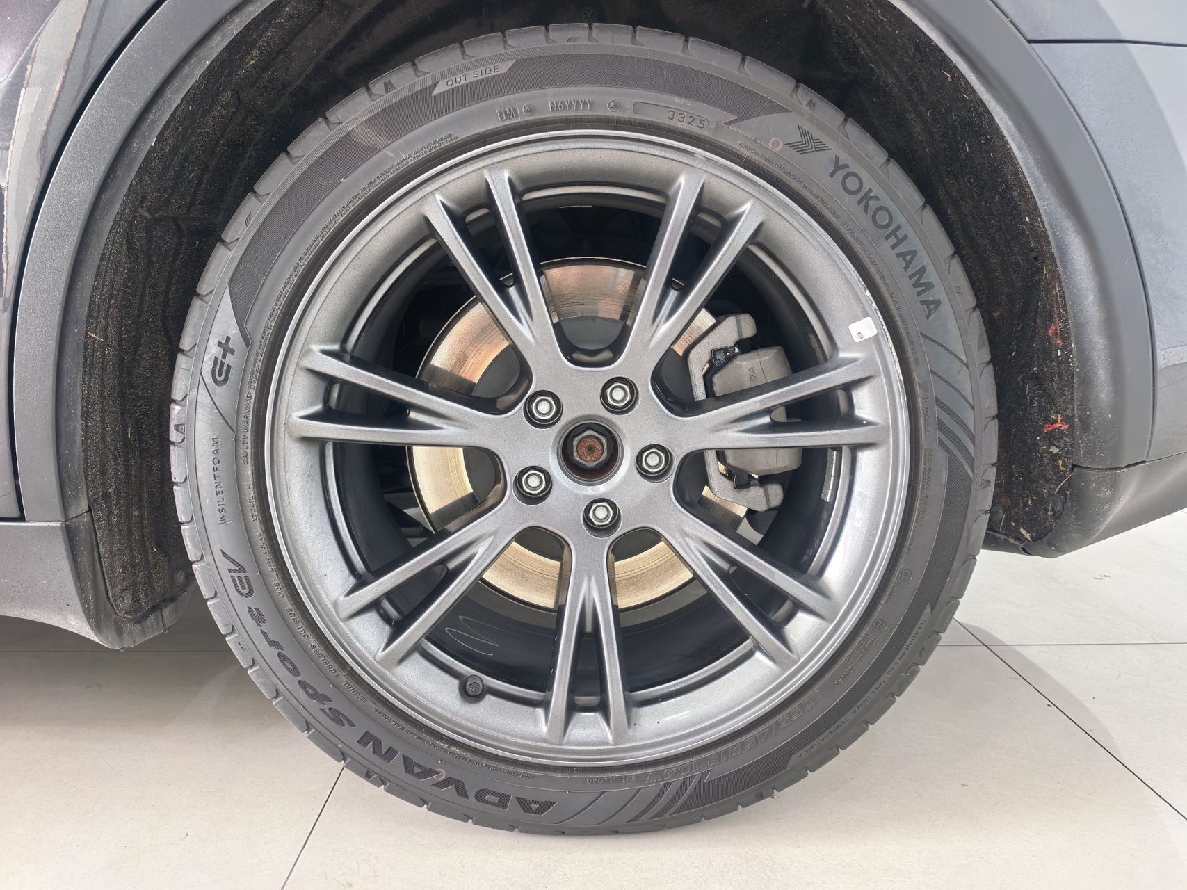 Tesla Model Y 2024 #8 Tesla Model Y 2024 immagine di auto #8