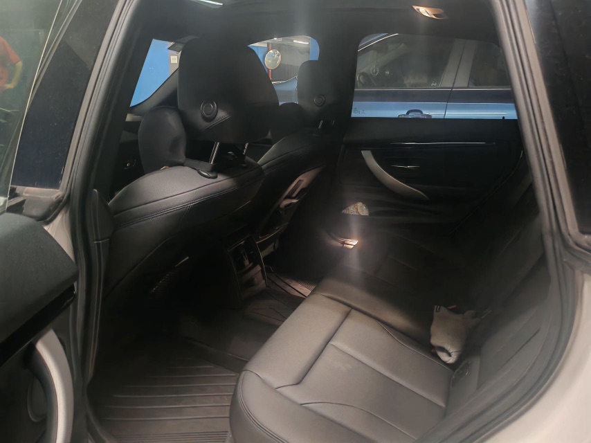 BMW 3 Series GT 2017 car image #3