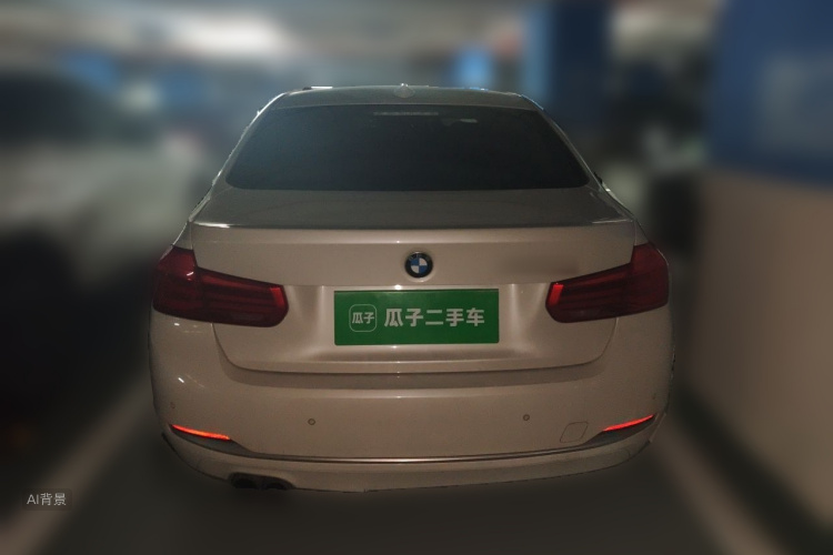 BMW 3 Series 2019 car image #6