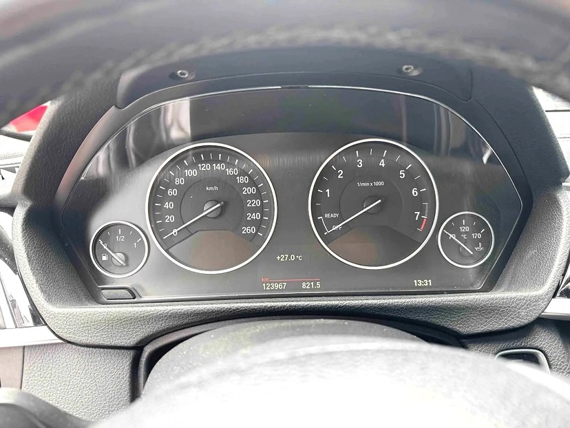 BMW 3 Series 2017 #7 BMW 3 Series 2017 car image #7