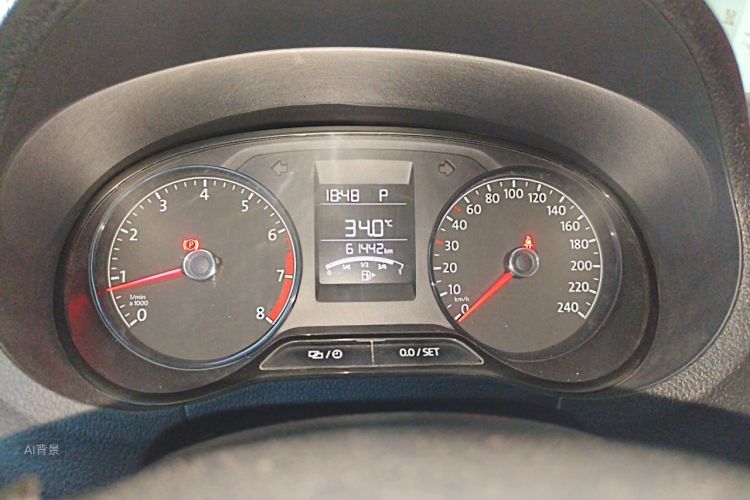 Volkswagen Polo 2018 car image #13
