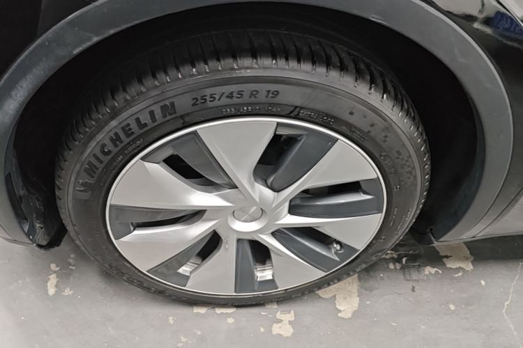 Tesla Model Y 2021 #3 Tesla Model Y 2021 immagine di auto #3
