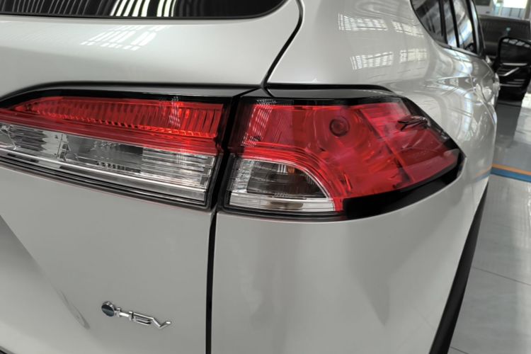 Toyota Corolla Cross 2026 car image #8