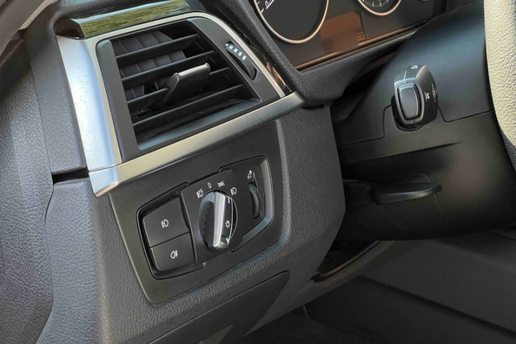 BMW 3 Series 2017 #14 BMW 3 Series 2017 imagen de coche #14