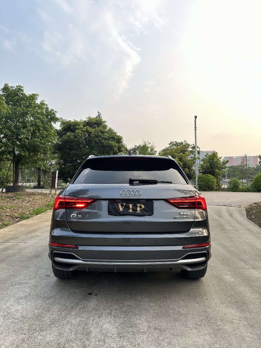 Audi Q3 2023 #4 Audi Q3 2023 car image #4