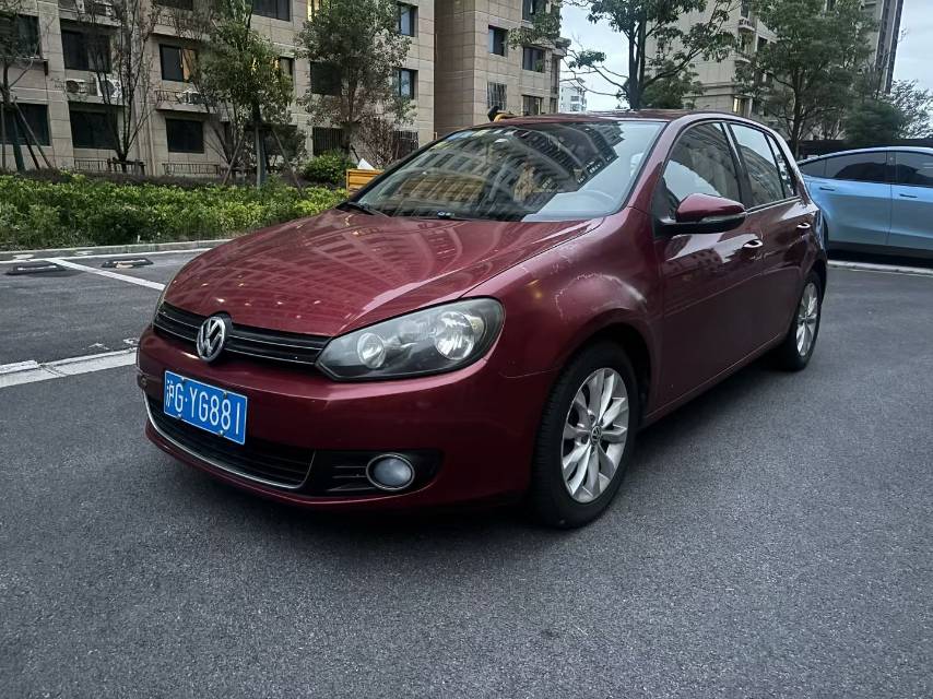 Volkswagen Golf 2013 car image 