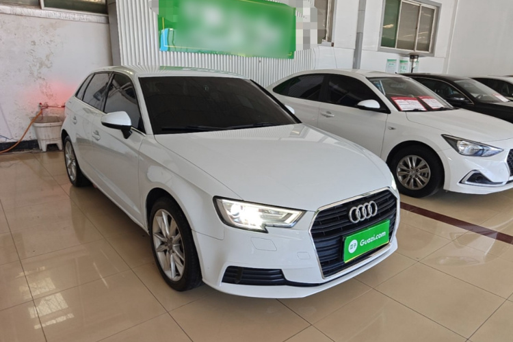 Audi A3 2018 car image #4