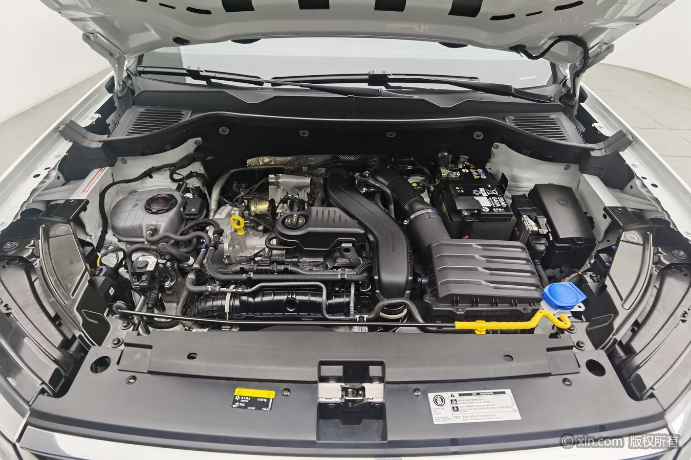 Volkswagen Tharu 2025 car image #18