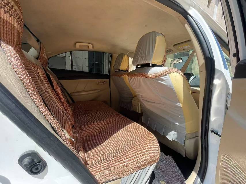 Toyota Vios 2015 изображение автомобиля #8