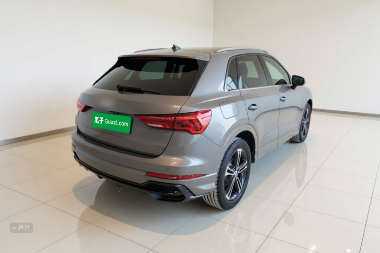 Audi Q3 2020 car image #7