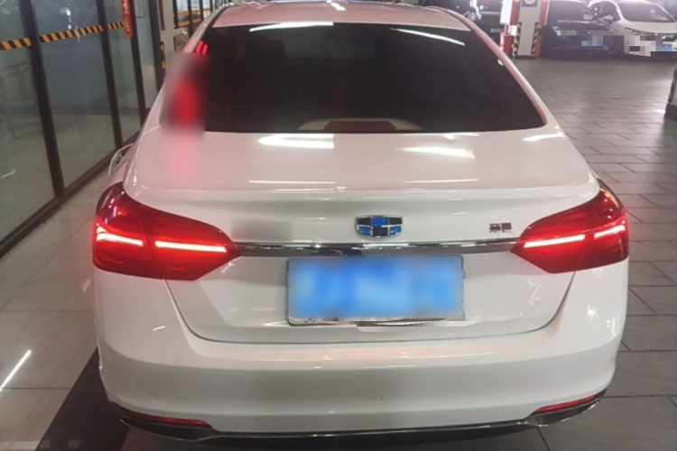 GEELY Emgrand 2018 #4 GEELY Emgrand 2018 car image #4
